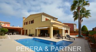 Ref. 128: Beautiful villa with holiday rental licence in Sa Pedruscada, Cala Ratjada