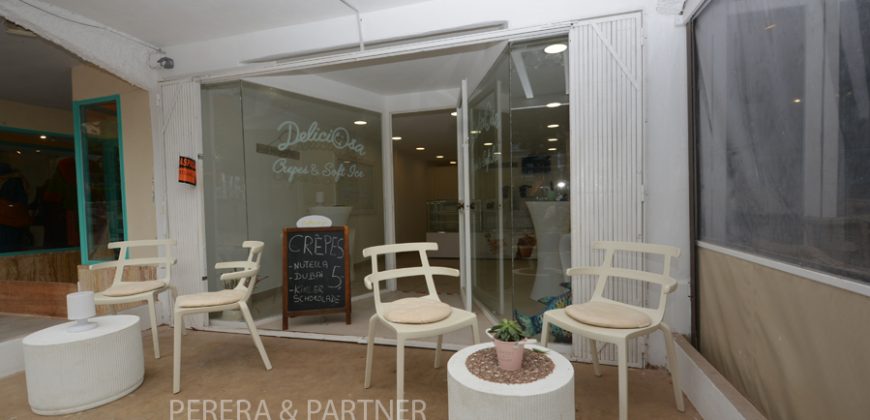 Ref. A057: Commercial premises totally renovated nearby the sseafront promenade in Cala Ratjada, Transfer fee: 45.000.- €