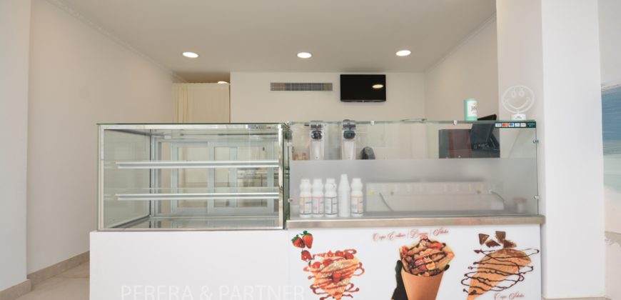 Ref. A057: Commercial premises totally renovated nearby the sseafront promenade in Cala Ratjada, Transfer fee: 45.000.- €