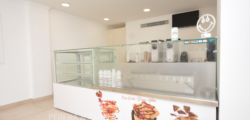 Ref. A057: Commercial premises totally renovated nearby the sseafront promenade in Cala Ratjada, Transfer fee: 45.000.- €