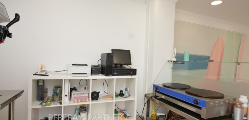 Ref. A057: Commercial premises totally renovated nearby the sseafront promenade in Cala Ratjada, Transfer fee: 45.000.- €